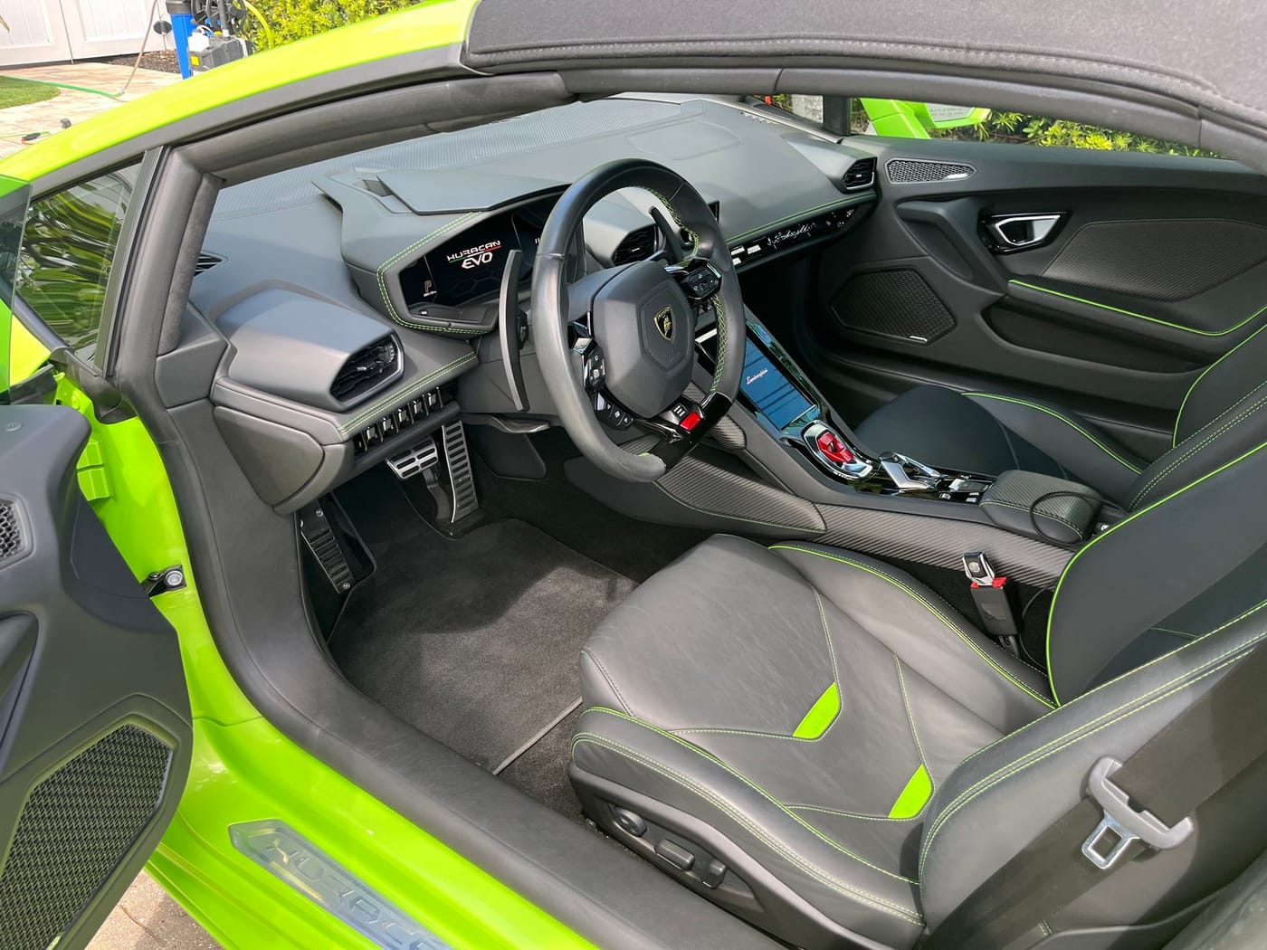 Mobile auto detailing, window tint & ceramic coating in Bloomingdale, FL by AMP'D Auto Detailing
