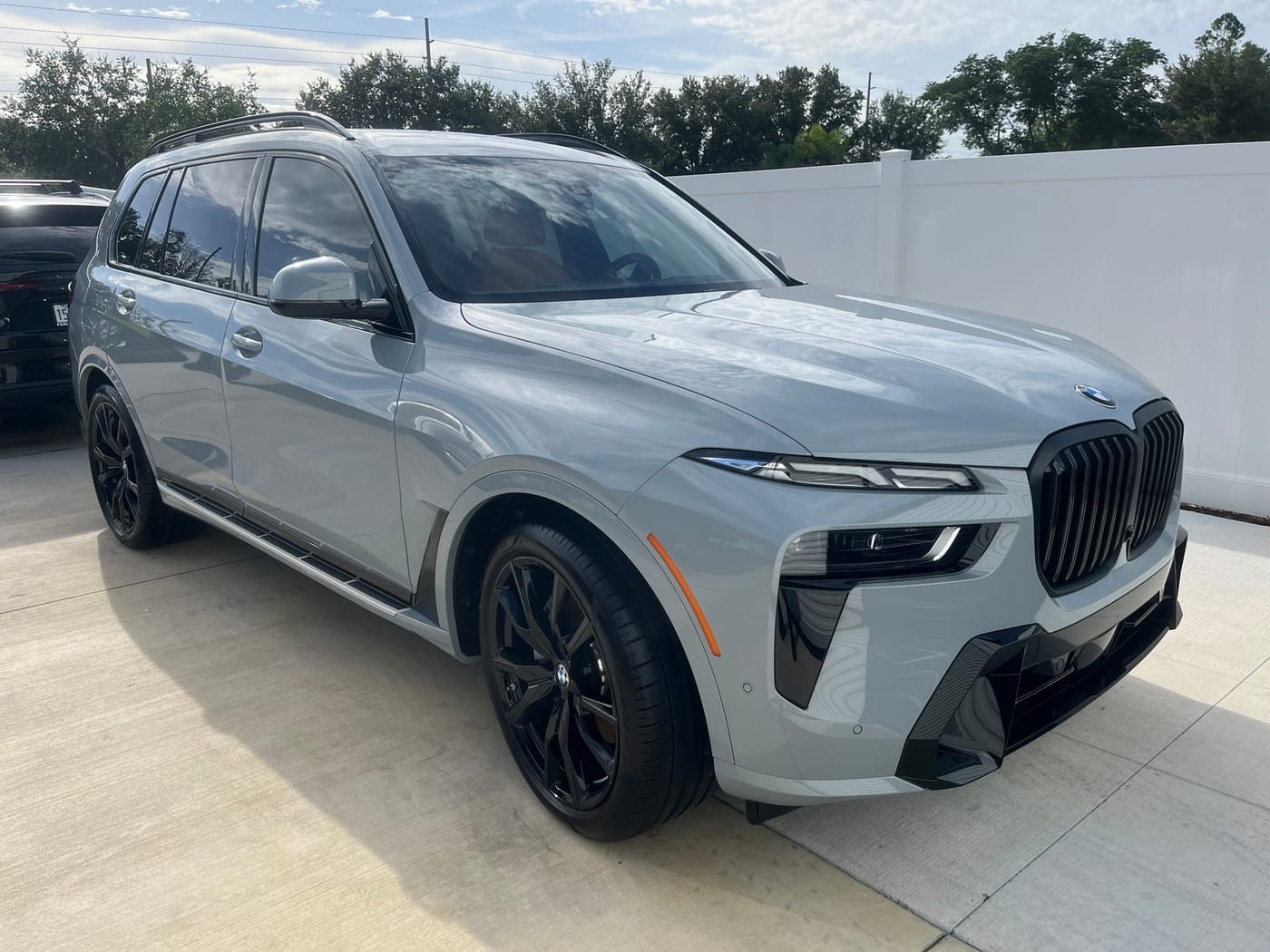 Mobile auto detailing, window tint & ceramic coating in Gibsonton, FL by AMP'D Auto Detailing