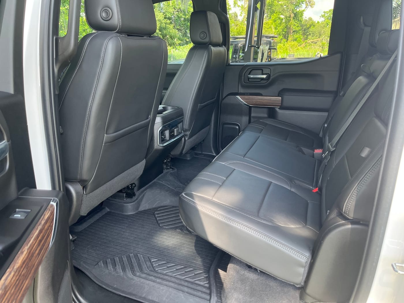 Interior & exterior detailing in Tampa, FL by AMP'D Auto Detailing