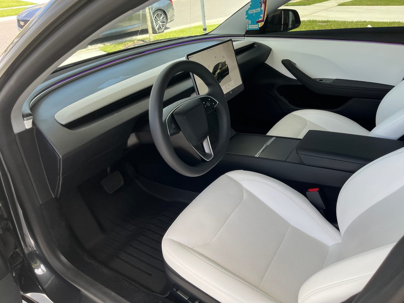 Mobile auto detailing, window tint & ceramic coating in Oldsmar, FL by AMP'D Auto Detailing