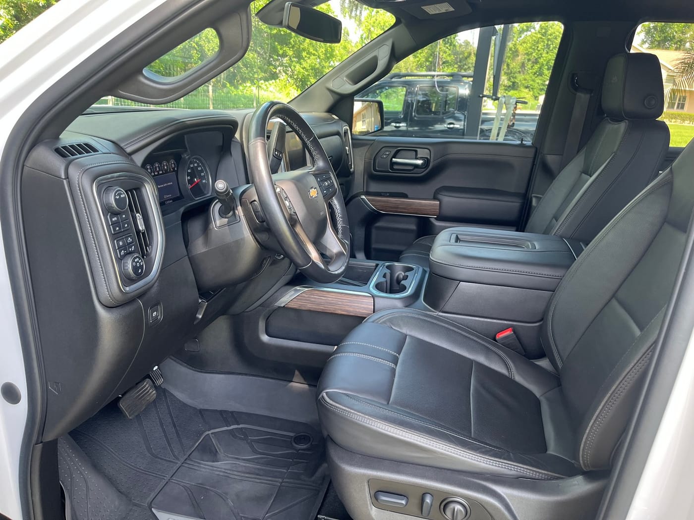 Paint correction & polishing in Lutz, FL by AMP'D Auto Detailing